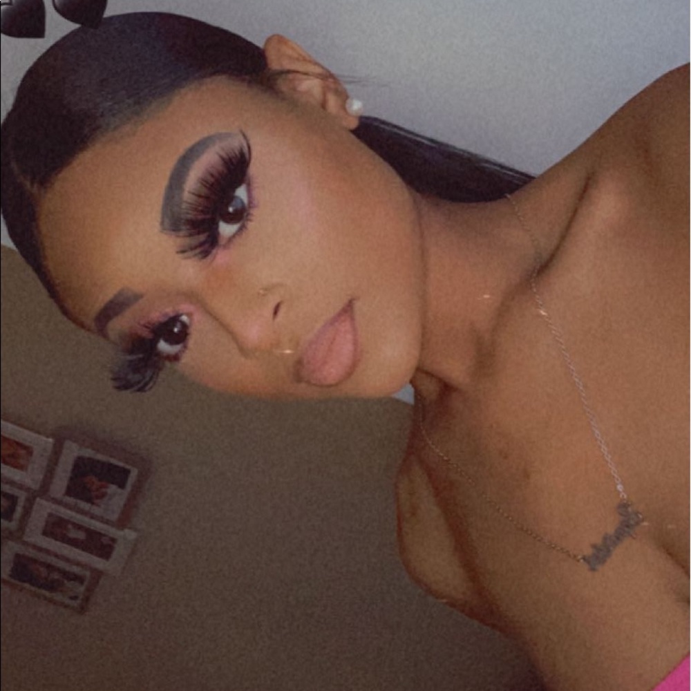 Meet your Posher, Raven